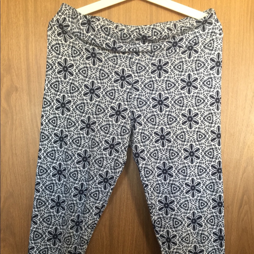 Blue Pattered Leggings